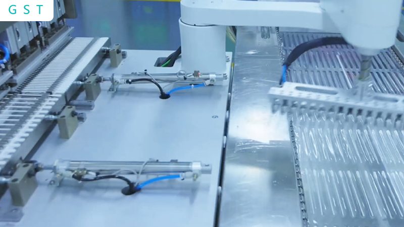 气动机械手空跑正常带料就卡：原因解析与解决策略